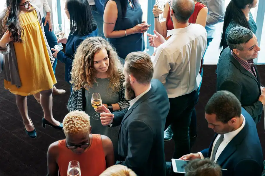 Bildinhalt: Eventboden im Meet & Greet Pavillon 