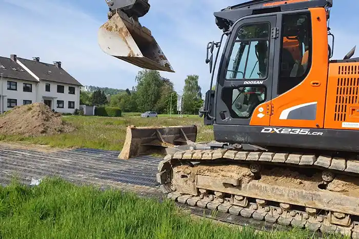 Fl&auml;chenschutz durch Schwerlastplatten z.B. in Baugebieten