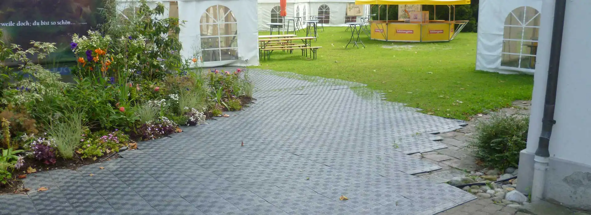 Rasen- und Fl&auml;chenschutz