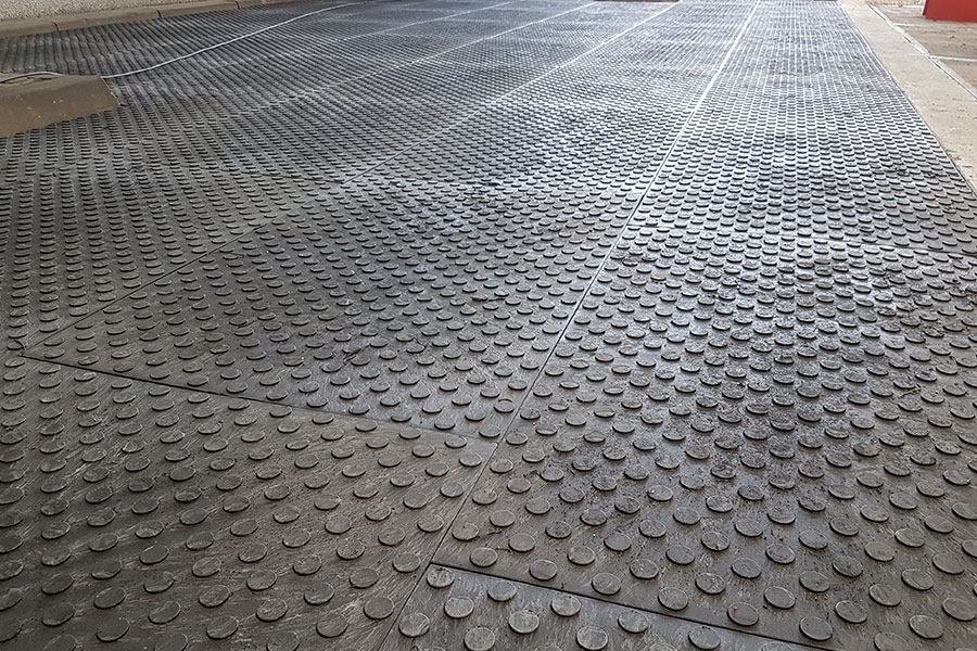 Werkstattböden aus Kunststoff Bodenmatten