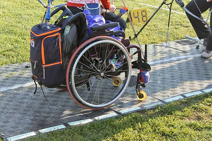 Barrierefreier Messeboden auch für Rollstuhlfahrer